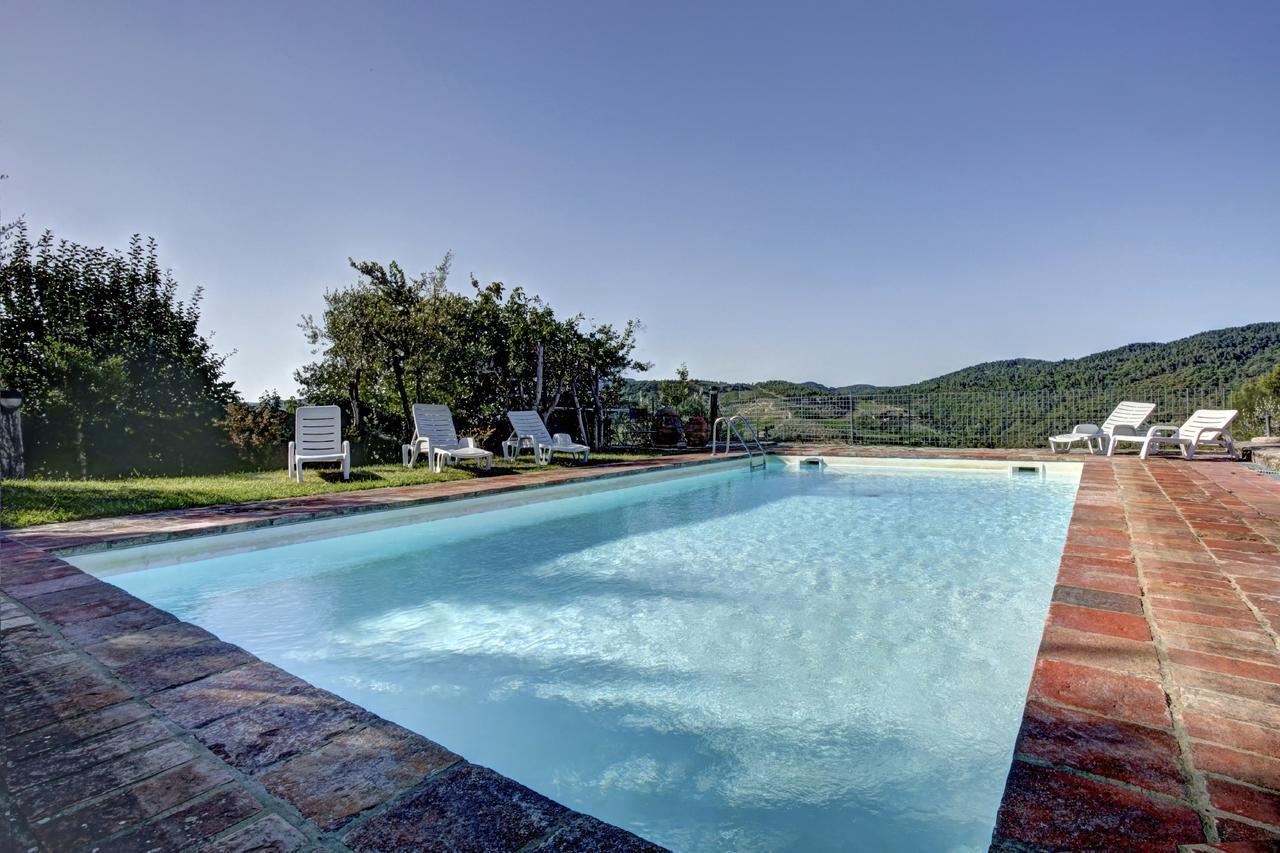 Tulipano Country Resort Gaiole in Chianti Exterior photo